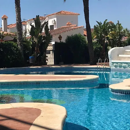 Atico El Retiro Apartment *