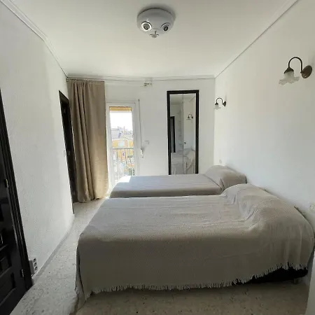 Atico El Retiro Apartment *
