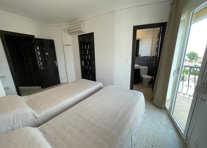 Atico El Retiro 아파트